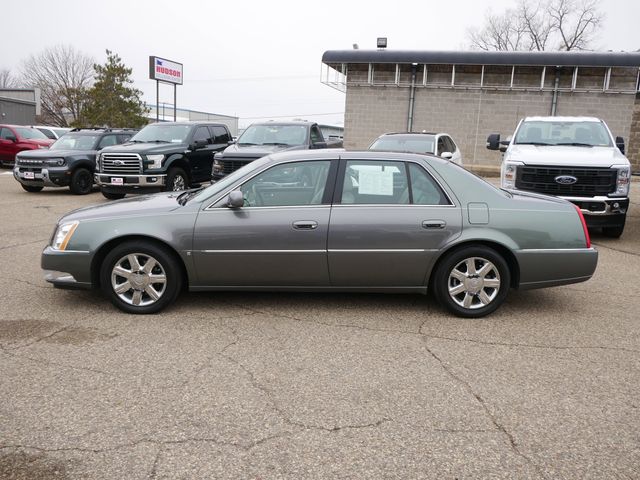 Thumbnail: 2006 Cadillac DTS - 2