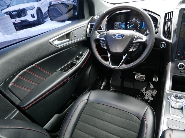 Thumbnail: 2023 Ford Edge - 7