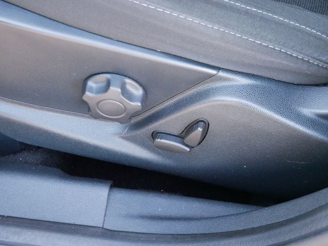 Thumbnail: 2018 Ford EcoSport - 23