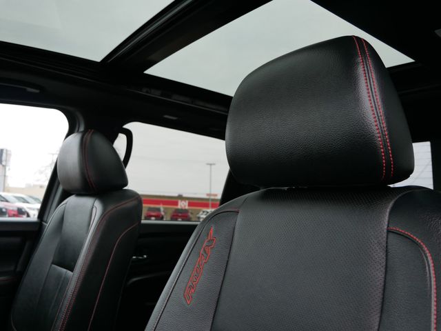 Thumbnail: 2023 Nissan Titan - 28