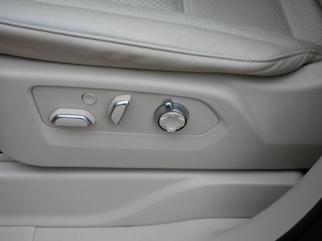 Thumbnail: 2022 Cadillac Escalade - 26