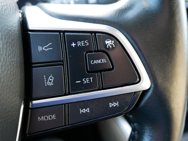 Thumbnail: 2021 Toyota Highlander - 25