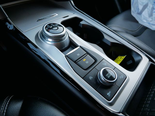 Thumbnail: 2022 Ford Explorer - 17