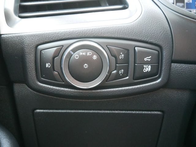 Thumbnail: 2023 Ford Edge - 16