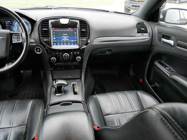 Thumbnail: 2014 Chrysler 300 - 9