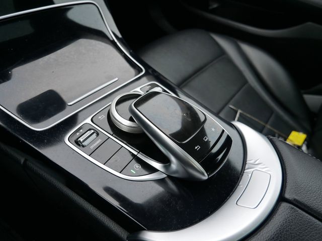 Thumbnail: 2016 Mercedes-Benz C-Class - 12