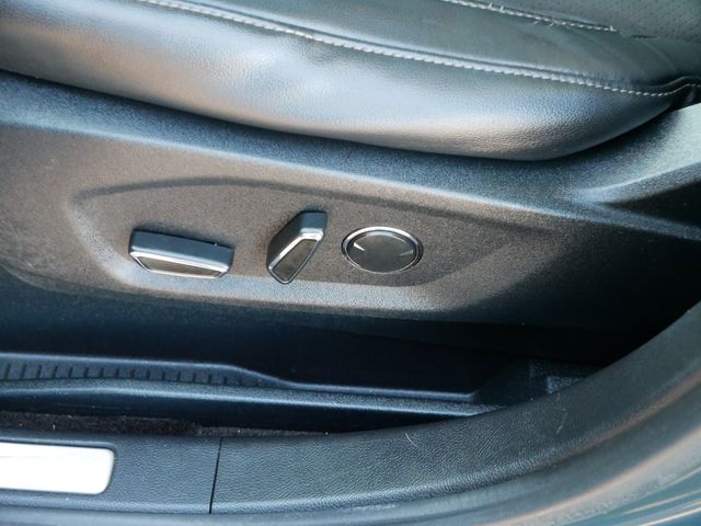 Thumbnail: 2016 Ford Edge - 27