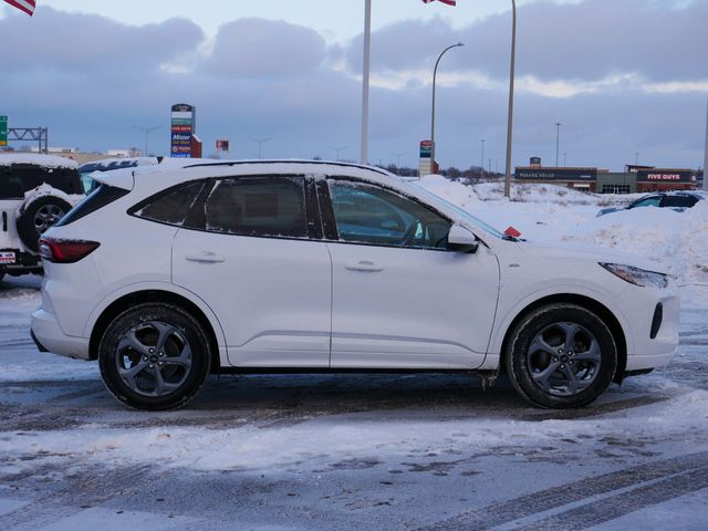 Thumbnail: 2023 Ford Escape - 18