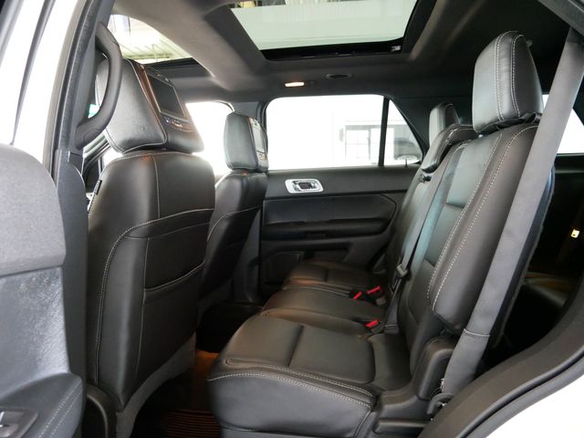 Thumbnail: 2015 Ford Explorer - 8