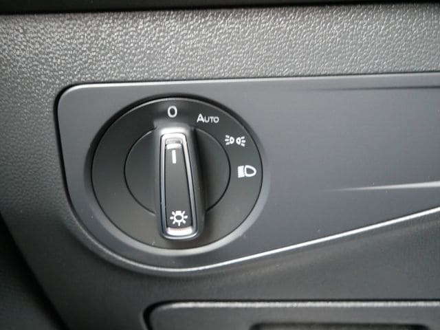 Thumbnail: 2024 Volkswagen Tiguan - 13