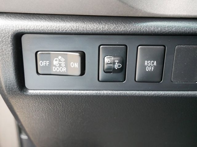 2011 Toyota Tundra Grade 28