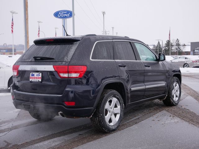 Thumbnail: 2011 Jeep Grand Cherokee - 17