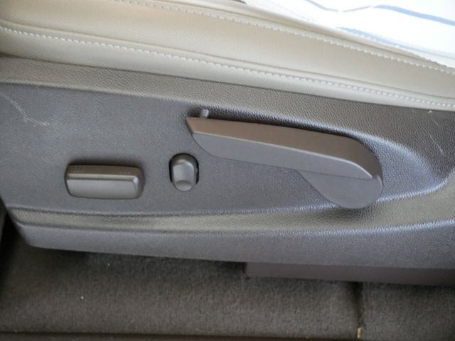 Thumbnail: 2019 GMC Canyon - 17