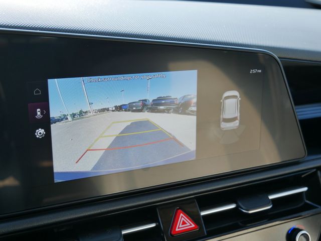 Thumbnail: 2024 Kia Niro - 15