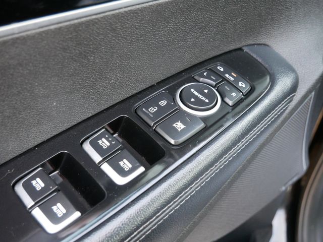 Thumbnail: 2016 Kia Sorento - 22