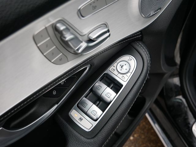 Thumbnail: 2016 Mercedes-Benz C-Class - 21