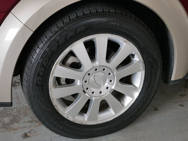 Thumbnail: 2008 Ford Taurus X - 4