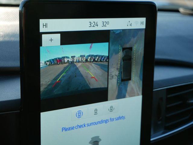 Thumbnail: 2022 Ford Explorer - 30