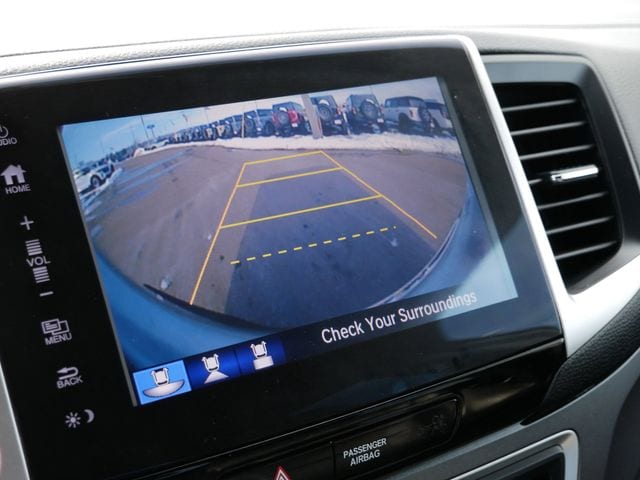 Thumbnail: 2017 Honda Ridgeline - 27