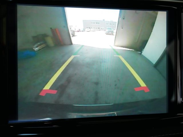 Thumbnail: 2023 Chrysler Pacifica - 24