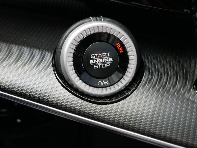 Thumbnail: 2024 Jeep Grand Wagoneer L - 28