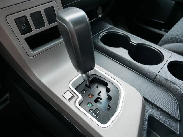 Thumbnail: 2011 Toyota Tundra - 21