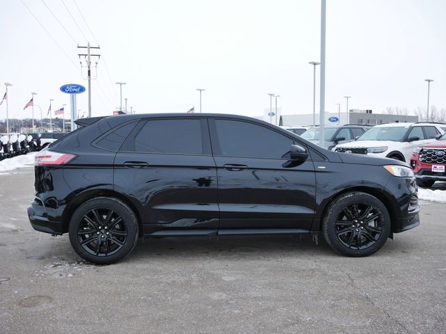 Thumbnail: 2023 Ford Edge - 18