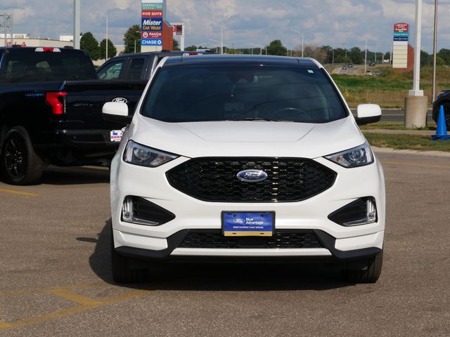 Thumbnail: 2023 Ford Edge - 21