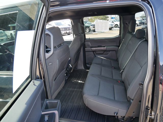 2023 Ford F-150 XLT 4