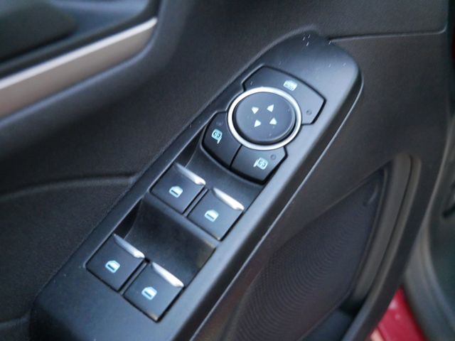 Thumbnail: 2022 Ford Escape - 25