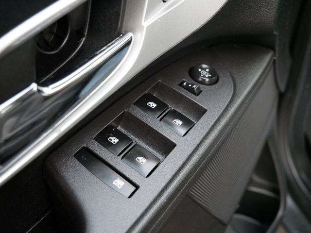 Thumbnail: 2017 Chevrolet Equinox - 22