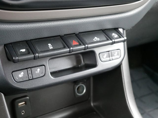 Thumbnail: 2015 Chevrolet Colorado - 12