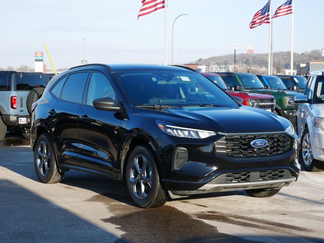 Thumbnail: 2023 Ford Escape - 21