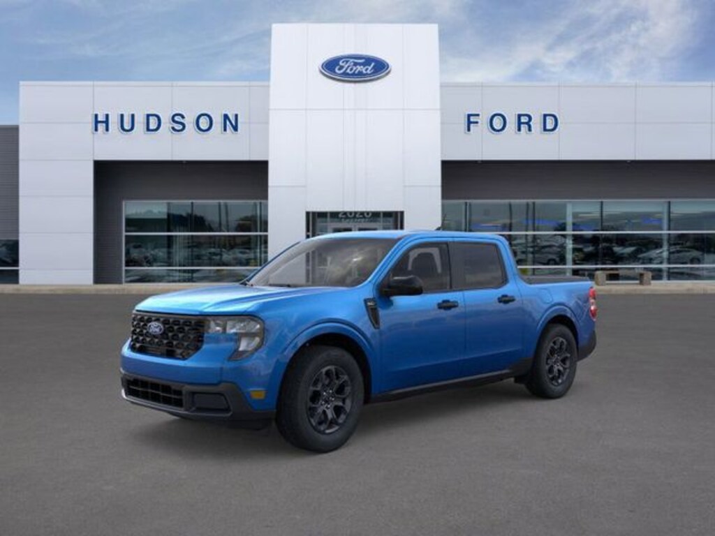 New 2025 Ford Maverick XLT Truck
