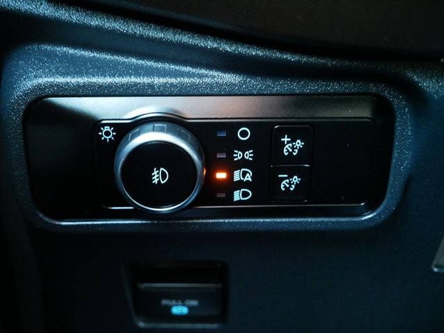 Thumbnail: 2023 Ford Bronco - 16