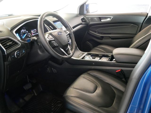 Thumbnail: 2020 Ford Edge - 10
