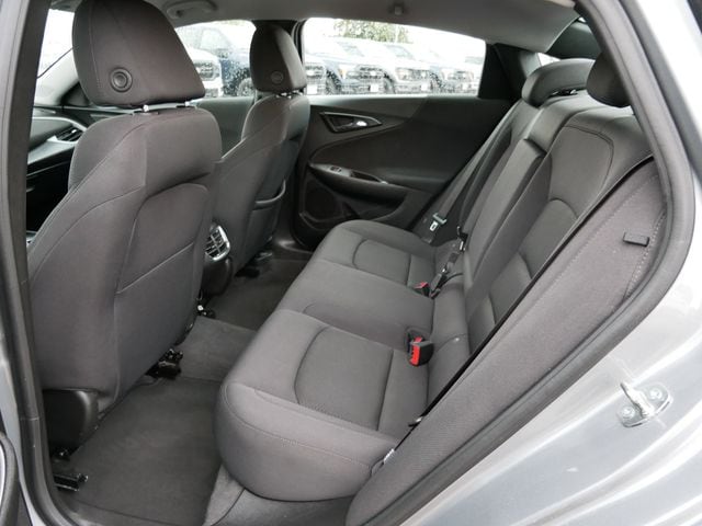 Thumbnail: 2024 Chevrolet Malibu - 5