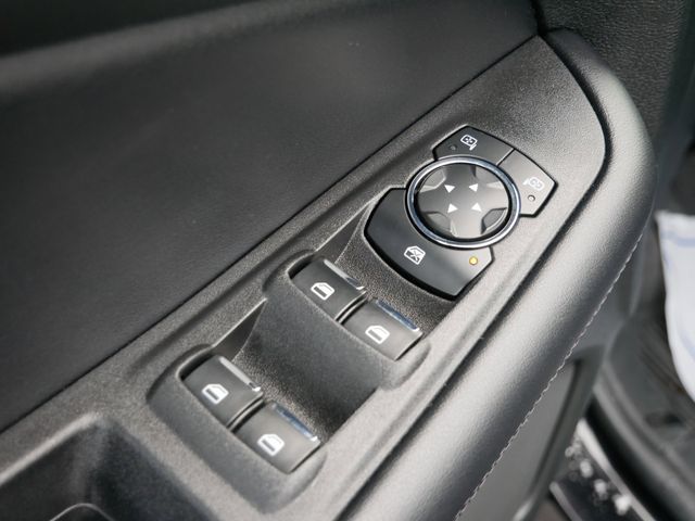 Thumbnail: 2023 Ford Edge - 23