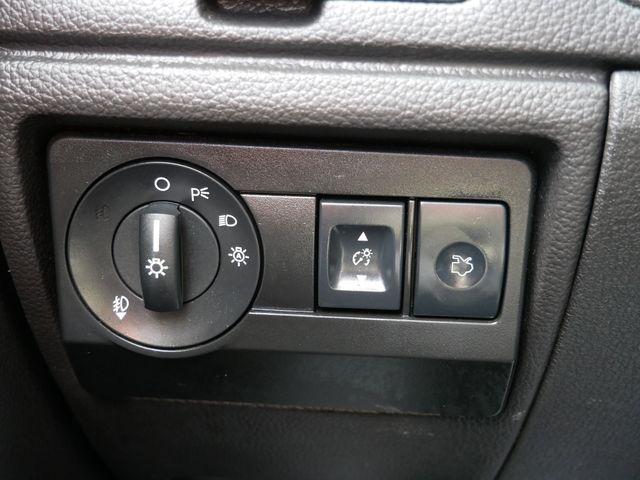 Thumbnail: 2010 Ford Fusion - 23