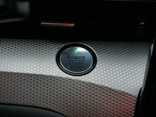 Thumbnail: 2022 Ford Mustang Mach-E - 15