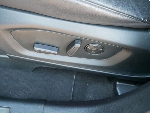 Thumbnail: 2022 Ford Explorer - 24