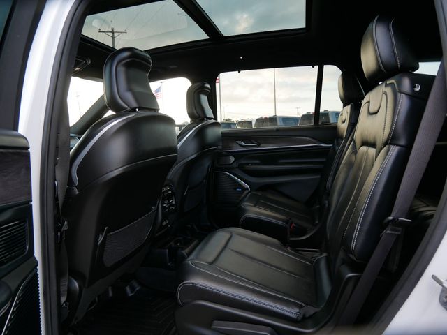 Thumbnail: 2022 Jeep Grand Cherokee L - 4