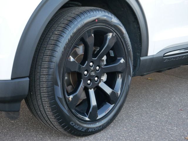 Thumbnail: 2022 Ford Explorer - 23