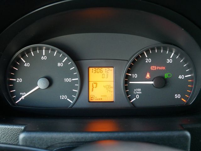 Thumbnail: 2011 Mercedes-Benz Sprinter - 28