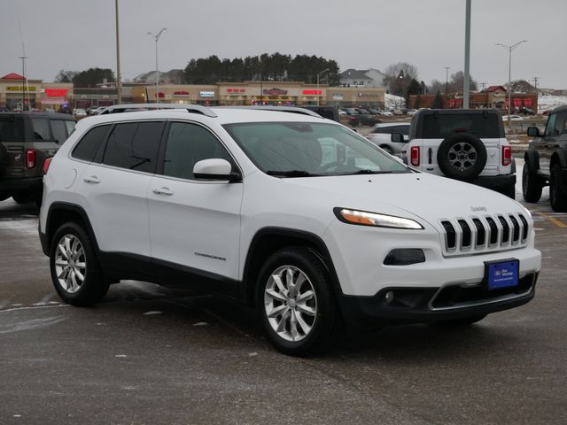 Thumbnail: 2017 Jeep Cherokee - 19