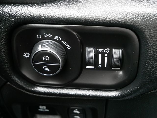 Thumbnail: 2021 RAM 1500 - 23