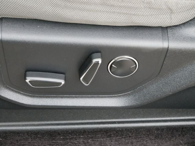 Thumbnail: 2016 Ford F-150 - 24