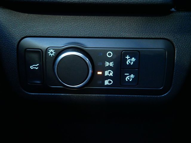 Thumbnail: 2022 Ford Escape - 16