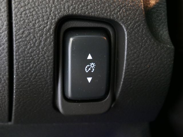 Thumbnail: 2019 Ford Taurus - 18