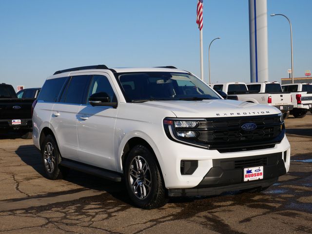 Thumbnail: 2025 Ford Expedition - 19